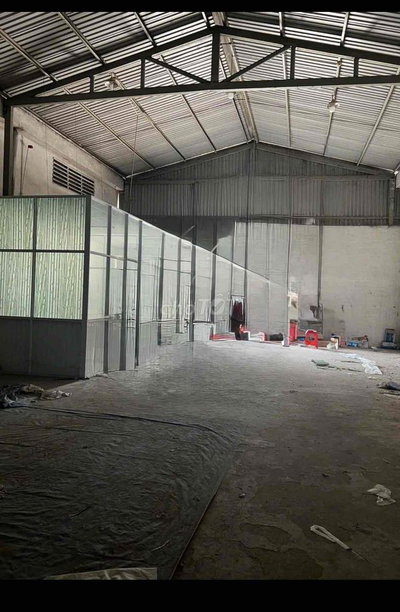 Cho thuê hẻm xe công Trương Công Định 300m giá 30tr