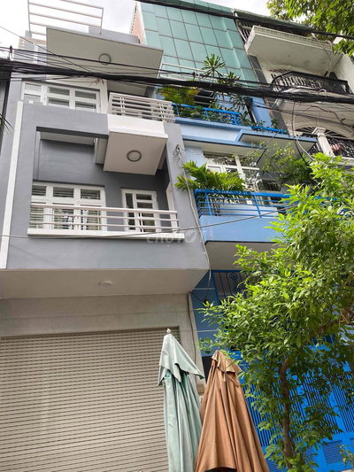 Bán nhà Mặt Tiền đường Nguyễn Gia Trí, Q: Bình Thạnh