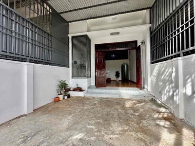 💥Nhà gác lửng mặt tiền D10 - thôn 4 EaTu gần trường Cao Bá Quát - Giá