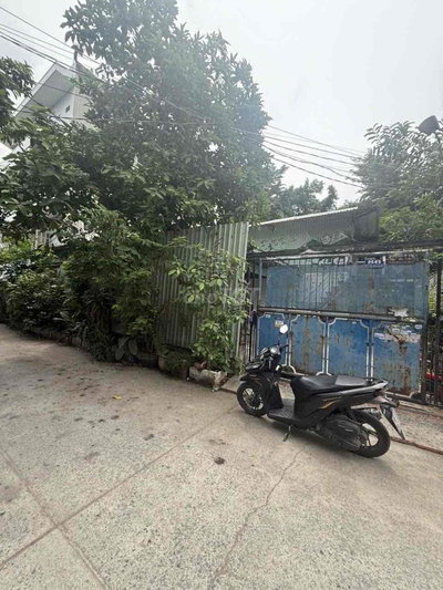 kho cho thuê Lê cơ an lạc bình Tân DT 200m giá 16tr