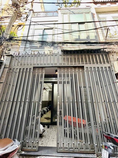 Bán Nhà Tân Bình Gần Bàu Cát, 105m², 4,5x23 vuông vức, chỉ 8,5 tỷ.