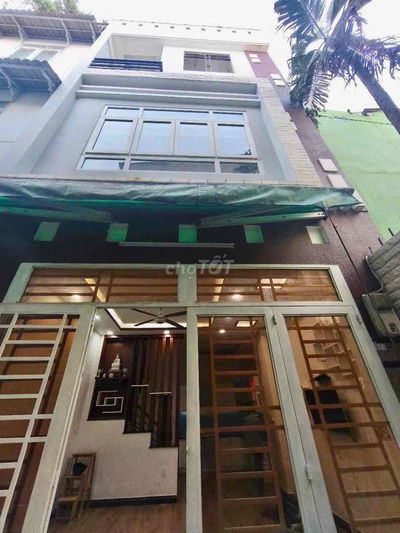 HẺM NHỰA 8m CHỈ 3 BƯỚC. NỞ HẬU NGANG 4,4 X 10  NGAY SIÊU THỊ BIG C