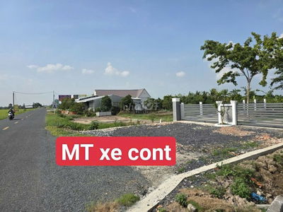 Bán 2ha2 vườn sầu riêng Thái MT xe cont