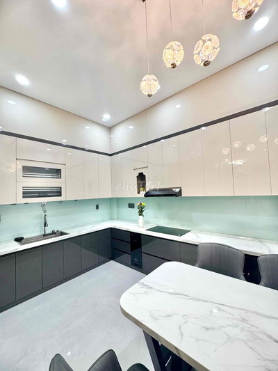 Nhà Full Nội Thất 3 Lầu 5PN Đường Lê Văn Quới_Bình Tân