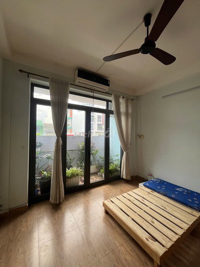 Phòng trọ Q8 mặt tiền Tạ Quang Bửu, ưu tiên nữ, tự do 24/7, có AC