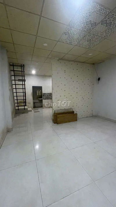 Nhà Lê Văn Lương Tân Hưng Quận 7 cọc 1 tháng ban công