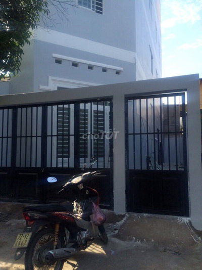 Cho thuê phòng trọ Quận 9, gần Đỗ Xuân Hợp