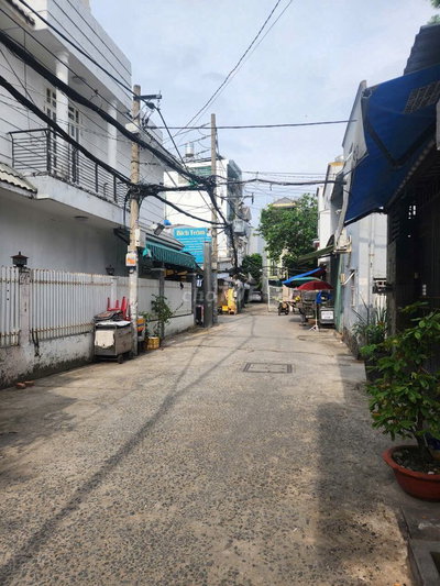 Cho thuê nhà QUANG TRUNG 2PN, 2WC hxh