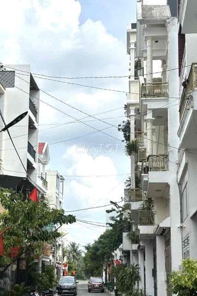 Nhà 5 Tầng Khu phân lô hẻm 8m thông HIỆP THÀNH, Q12, Dt 55m2 (4.2x14).
