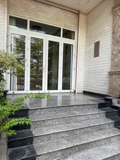 BIỆT THỰ 150m2 HIM LAM 55TR/THÁNG