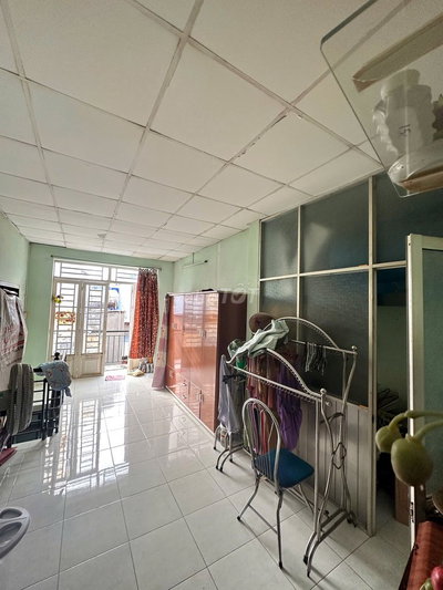 Nhà gò vấp gần sân bay