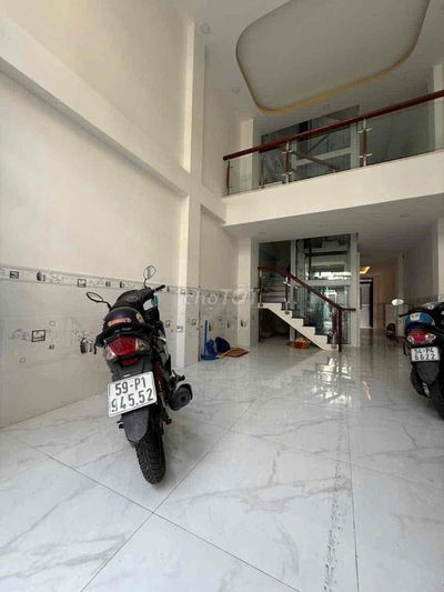 CHO THUÊ NHÀ MT(4x17M)SÁT CHỢ PHẠM VĂN HAI- VỪA Ở VỪA KINH DOANH