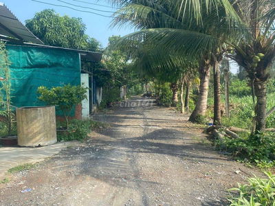 Nhà mặt tiền hẻm 6m đá xanh