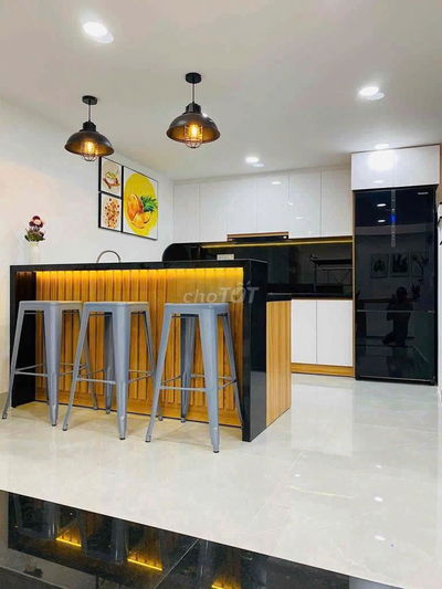 Chính chủ cho thuê nhà hẻm 594 Sư Vạn Hạnh - Đủ nội thất