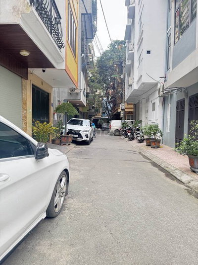 LẠC TRUNG - MINH KHAI - 1 NHÀ RA PHỐ - NGÕ THÔNG - DÂN XÂY CHẮC CHẮN