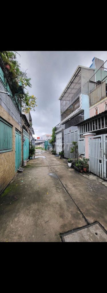 Nhà bình chánh .nhà vĩnh lôc a.nhà cgơ nữ dân công