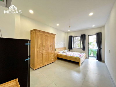 Studio bancong máy giặt riêng cực rộng gần đại học UMT KDC Cát Lái Q2.