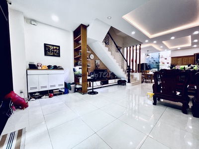 GẤP BÁN NHÀ 3 TẦNG 5x17 KIÊN CỐ PHẠM VĂN BẠCH – 85M2 – GIÁ CHỈ 7.8 TỶ