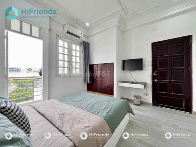 STUDIO BAN CÔNG FULL NỘI THẤT CÓ TV | VỆ SINH PHÒNG NGAY Q3