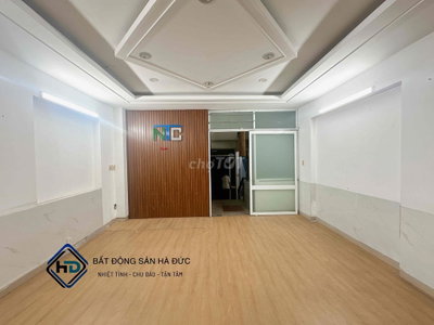 Nhà trệt hầm 4 lầu mặt tiền Lê Thị Riêng gần UBND Quận 12