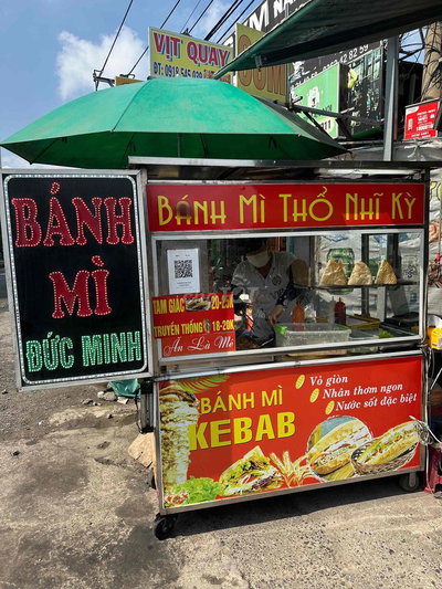 Sang lại xe bánh mì Kebab vị trí cực đẹp