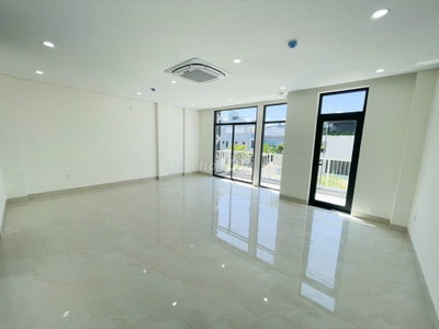 🏢 CHO THUÊ MẶT BẰNG TẦNG 2 – NGUYỄN SINH SẮC - 80M2