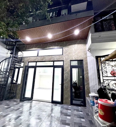Bán nhà Nguyễn Tiểu La Q.10| 4,5x8 - 4 T - TN: 18 triệu/th| 5,6 tỷ