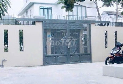 Cho thuê nhà BT 200m2 đường Liên Phường Phú Hữu Thủ Đức 22tr