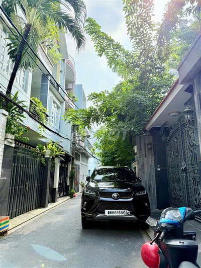 4 tầng, 4PN, hẻm oto 1/ ngay Chợ Nguyễn Sỹ Sách, giá 5 tỷ