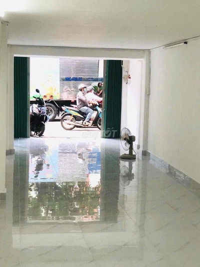 Cho Thuê Nhà Mat Tiền Đông Đúc Giá 15 Triệu
