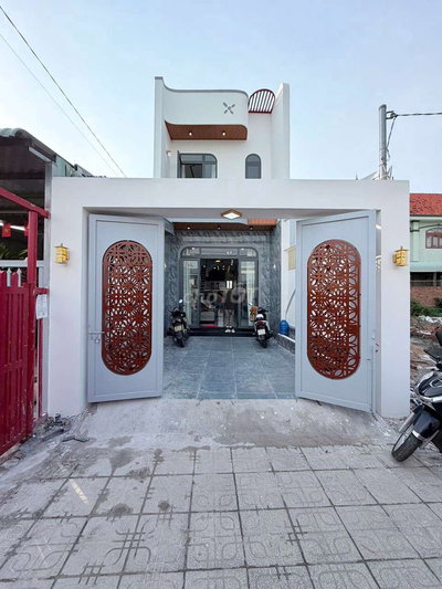 Bán nhà đẹp gần cây xăng 26 phường Tân Phong