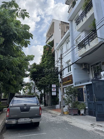 Bán nhà Khu công viên 42 Nguyễn Minh Hoàng -  5x17m - 4 tầng - 21,9tỷ