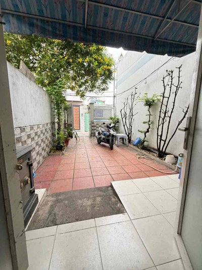 bán nhà đường Lê trọng tấn