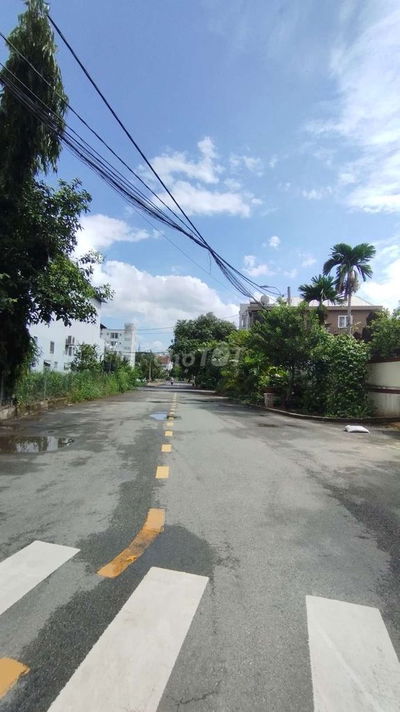 BÁN LÔ ĐẤT HẺM XE HƠI ĐƯỜNG 27 BÊN SÔNG