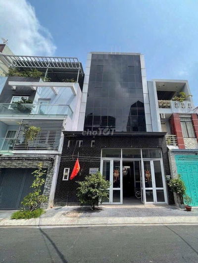Cho thuê nhà Trần Huy Liệu, P.15, Q .PN, 6x20m, 1 trệt 4 lầu thang máy