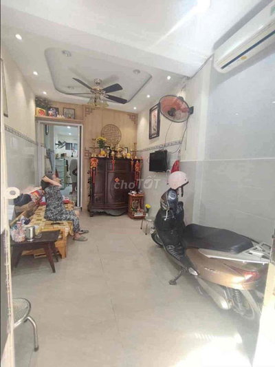 HẺM XE HƠI 🚘VF3 - GẦN CHỢ BÀ CHIỂU - 3 TẦNG BTCT - DTSD 75M2 - 3PN - S