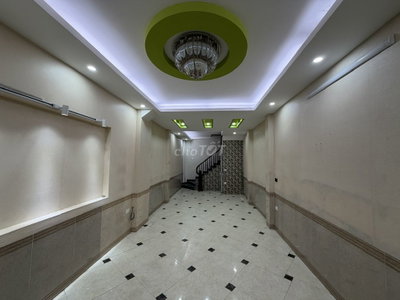Cho thuê nhà riêng 220 m2 (40m2x6 tâng), 16 triệu