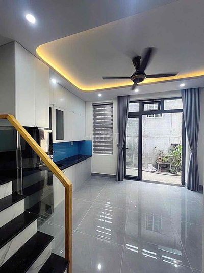 SIÊU PHẨM NHÀ PHỐ 2 TẦNG LÊ VĂN KHƯƠNG NHÀ ĐẸP GIÁ RẺ Ở NGAY