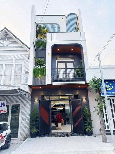 NHÀ ĐẸP MẶT TIỀN HƯỚNG RA ĐƯỜNG DƯƠNG ĐÌNH CÚC 120m2