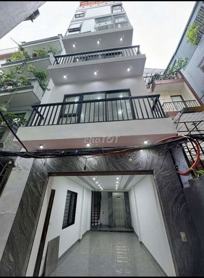 Nhà đẹp trung tâm Ngọc Thuỵ, Long Biên, lô góc,thang máy,full nội thất