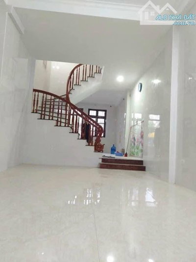 Cho thuê Liền kề Quang Trung, Nam La Khê - Hà Đông : 4 tầng , 55m, có 15 triệu/tháng