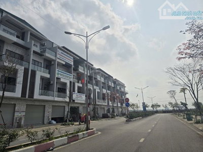 Bán nhà 4 tầng xây thô Kđt Himlam Đại Phúc, Bắc Ninh