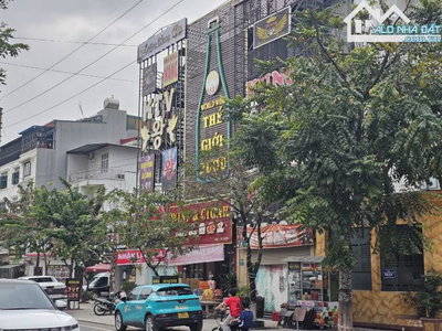 Bán biệt thự 3,5 tầng đường Ngọc Hân Công Chúa DT 225m, MT 14m, Hướng TB, Giá 35 tỷ