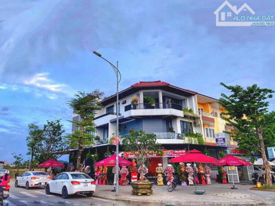 🔥🔥🔥 Cho thuê SHOPHOUSE 3 tầng góc 2 mặt tiền đường ÂU LẠC sát AEON MALL full nội thất.