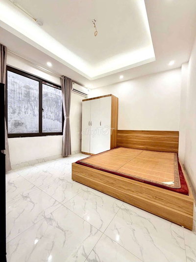 NHỈNH 11 TỶ - NHÀ KIM MÃ 6 TẦNG THANG MÁY - 11 PHÒNG - MẶT TIỀN RỘNG