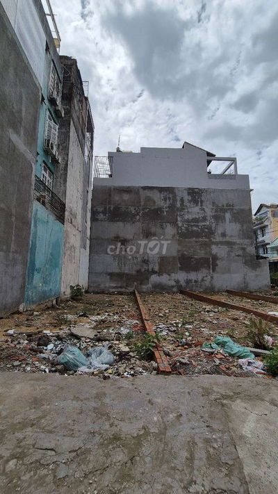 Bán nhanh 2 lô đất đẹp (4,5*17) đường nhựa10m sát MT Bà Hom chỉ 8,5 tỷ