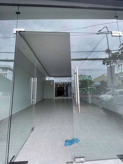 Nhà Mặt Tiền Huỳnh Tấn Phát,Vỉa hè rộng, Tiện KD