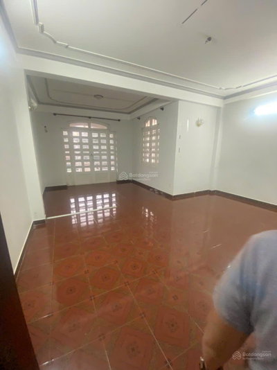 Cho thuê nhà vị trí đẹp, MT kinh doanh đường Tên Lửa 6x21m 3 lầu, giá 49 triệu/tháng