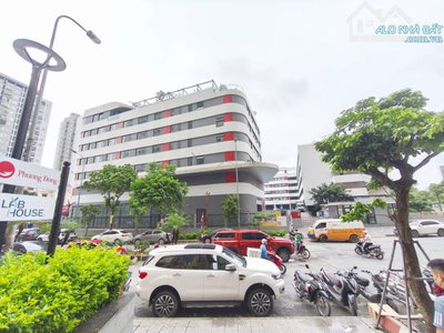 BÁN CĂN HỘ THƯƠNG MẠI CHÂN ĐẾ TOÀ CC, LÔ GÓC 58m, 2 MẶT TIỀN , KINH DOANH CHỈ 10 TỶ NHỈNH