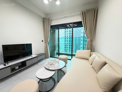 Thuê ngay 2PN2WC 86m2 NT mới 100% ban công view thoáng ngay Bến Vân Đồn Q4 sát Q1 LH 0775 924 ***